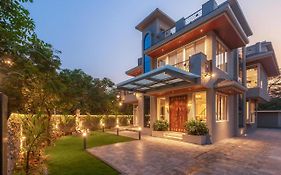 Stayvista's Le Sutra Great Escapes - Udaan - Artistic Rooms, Terrace Jacuzzi With Scenic View Villa Lonavala India